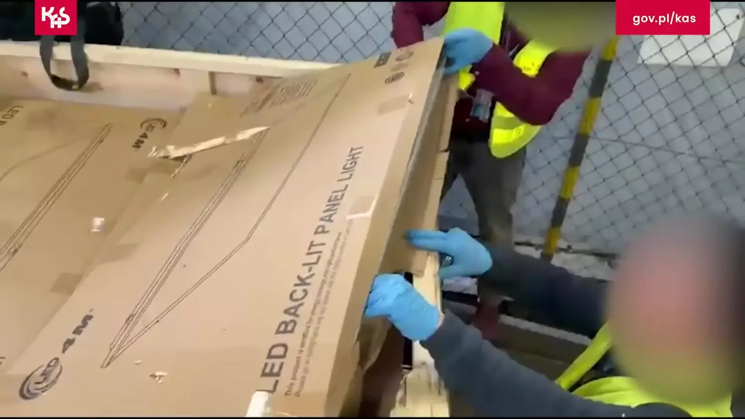 fdownloadernet-1978165419447768-1080p.mp4